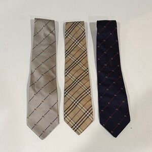 Burberry Men's Tie Set - Gray, Tan, and Navy